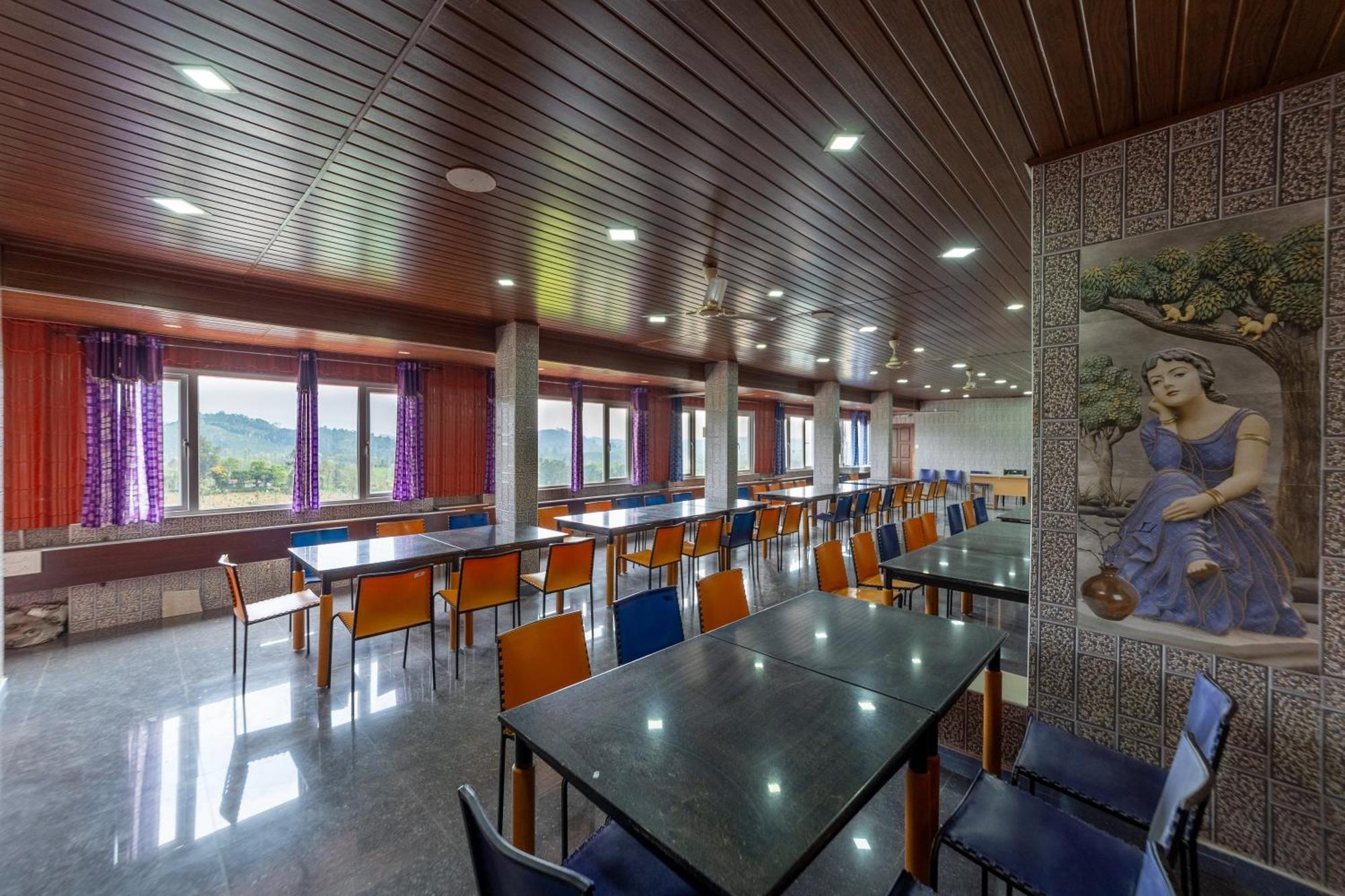 Sri Nandha Luxury Comforts Vālpārai Εξωτερικό φωτογραφία