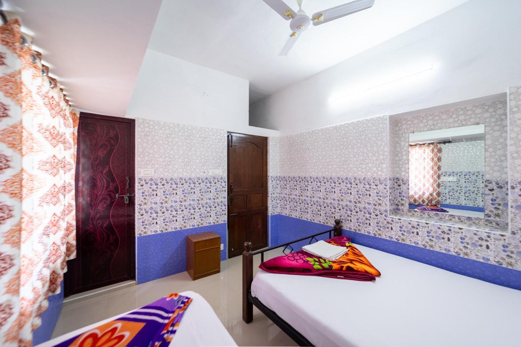 Sri Nandha Luxury Comforts Vālpārai Εξωτερικό φωτογραφία