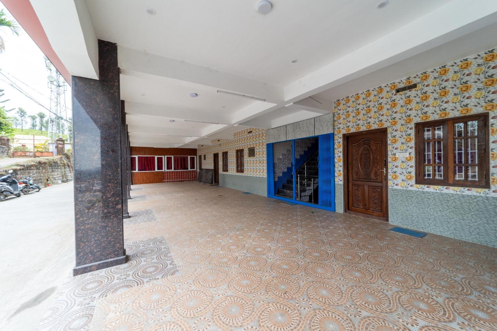 Sri Nandha Luxury Comforts Vālpārai Εξωτερικό φωτογραφία